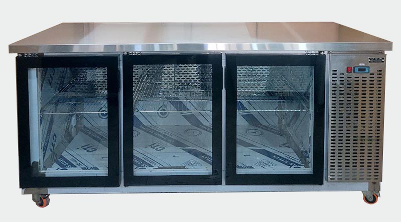 میز کار و زیرگریل